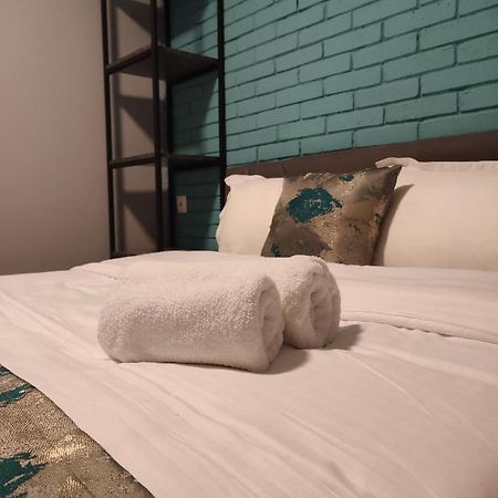Tbilicity Hotel Тбілісі Екстер'єр фото