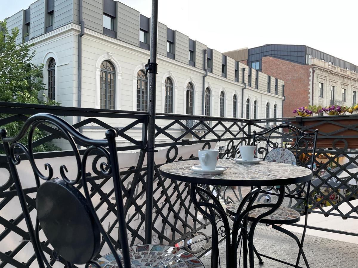 Tbilicity Hotel Тбілісі Екстер'єр фото