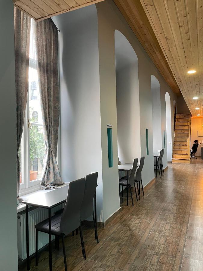 Tbilicity Hotel Тбілісі Екстер'єр фото