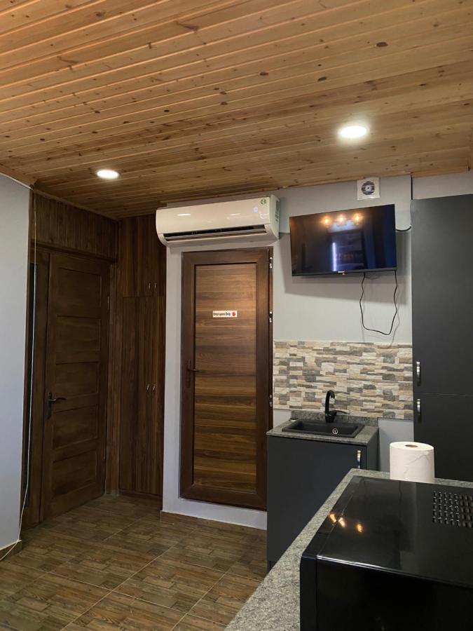 Tbilicity Hotel Тбілісі Екстер'єр фото