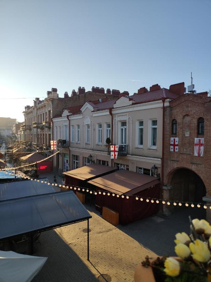 Tbilicity Hotel Тбілісі Екстер'єр фото